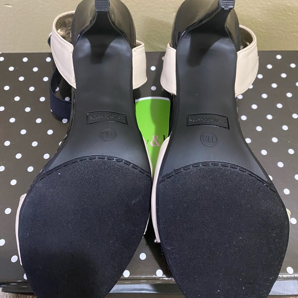 New‼️ Two-tone Dress Sandals - Picture 2 of 3